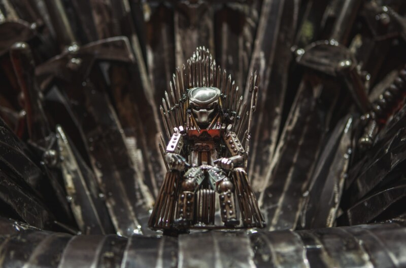 Predator trůn malý